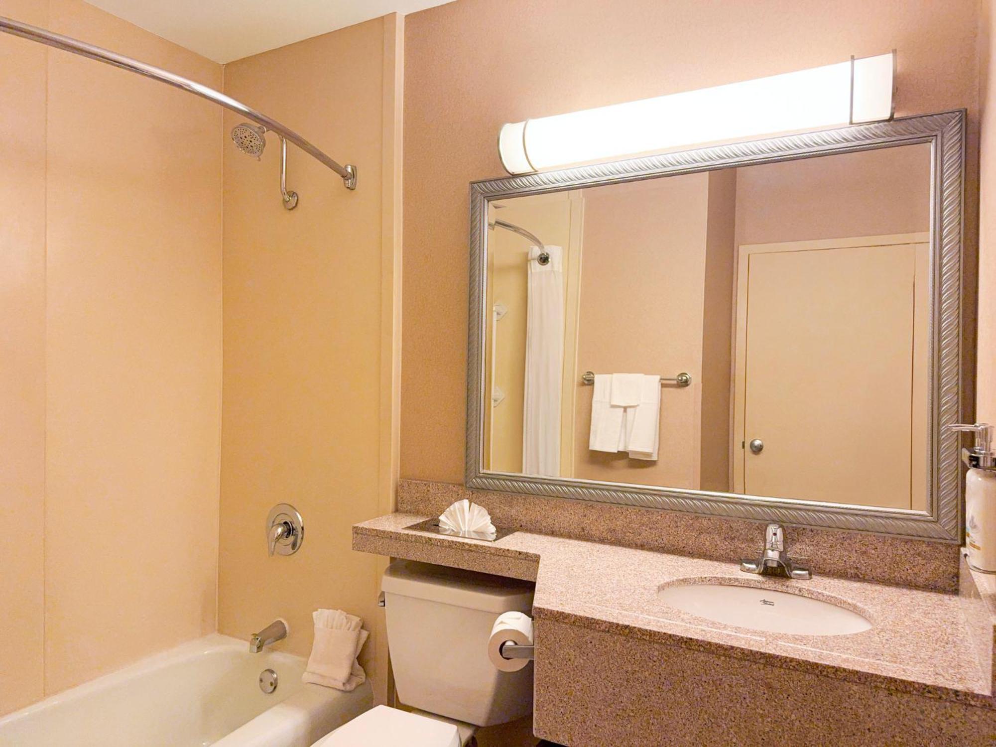 Holiday Inn South Plainfield-Piscataway By Ihg Exterior foto